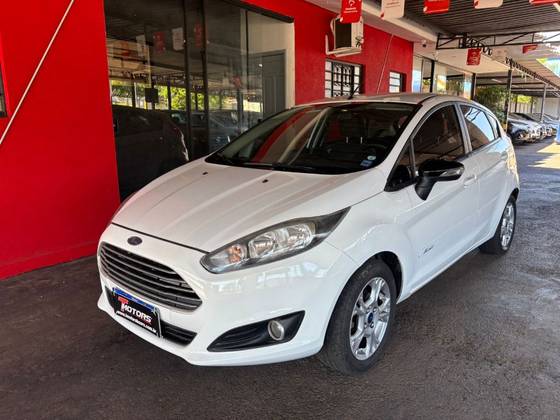 FORD FIESTA 1.6 SE HATCH 16V FLEX 4P MANUAL FORD FIESTA 1.6 SE HATCH 16V FLEX 4P MANUAL